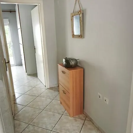 Апартаменты Kallithea Pool House *